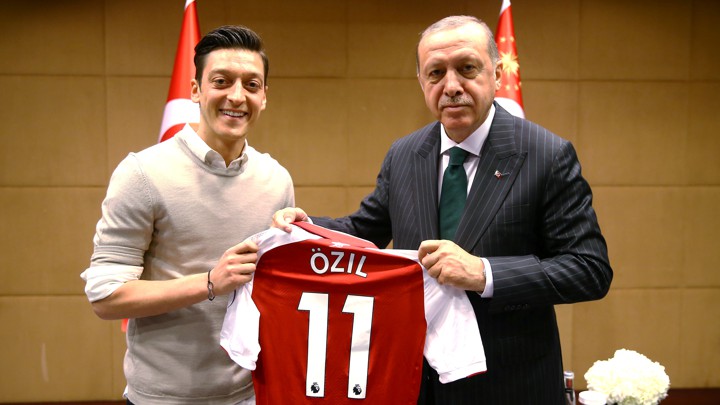 Özil debut fra landslaget